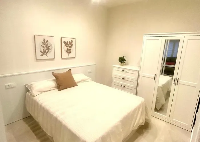 Almogavares 2 דירה